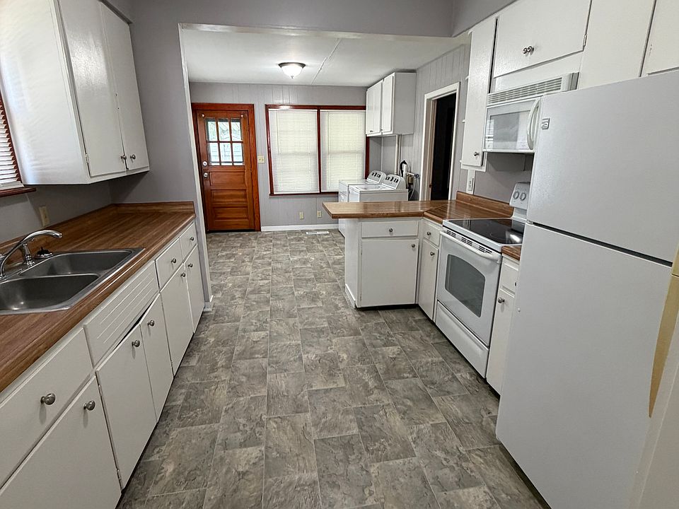 1st image of 1405 Henning Ave