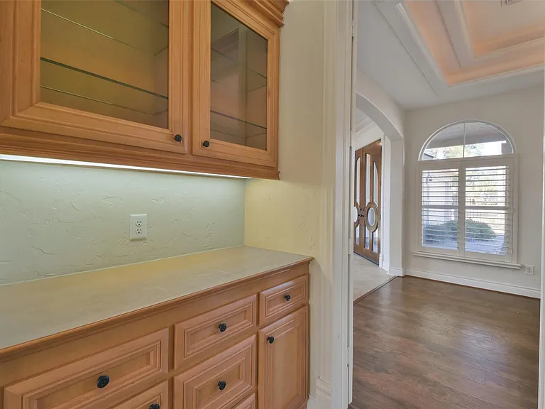 8114 Hideaway Lake Cir — Photo 14