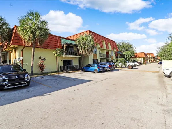 8005 W 6th Ave APT P, Hialeah, FL 33014