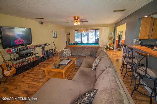 4th image of 135 Ashley Lake Dr