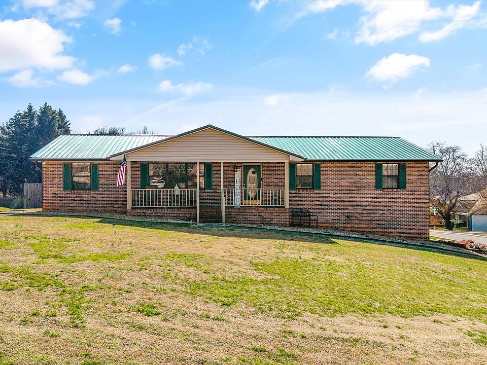 1st image of 1410 Carowinds Cir