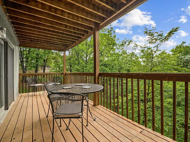 437 Notch Ln #5 — Photo 1
