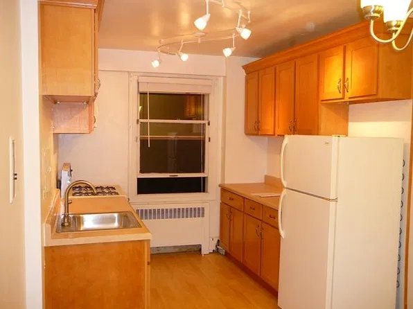 30 Glenbrook Rd #P, Stamford, CT 06906