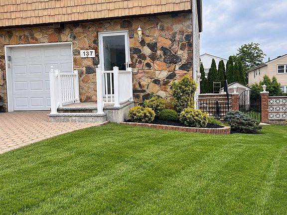 2nd image of 137 Serrell Ave