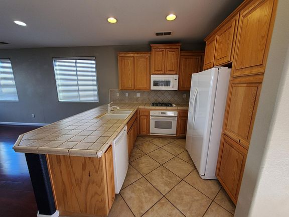 4th image of 3007 Spoonwood Way