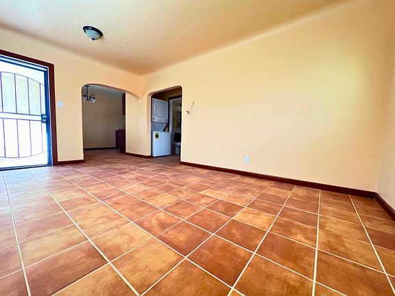 5th image of 1300 San Mateo Blvd SE #1317