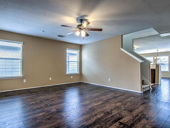 4th image of 8110 Villandry Ln