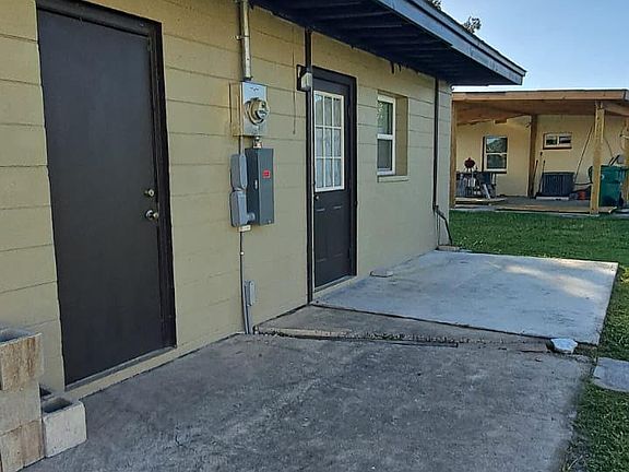 5th image of 207 Martin Dr