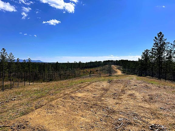 4th image of 26 Hughes Lake Rd SE