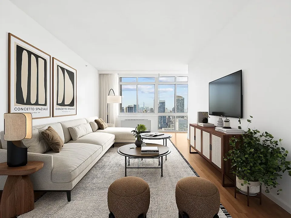 66 W 38th St #30D