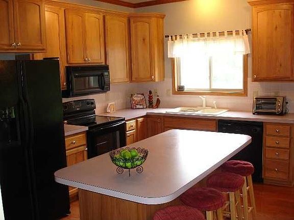 4th image of 2189 Burcham Dr
