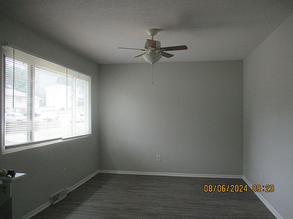 4th image of 3238 N 84th Pl