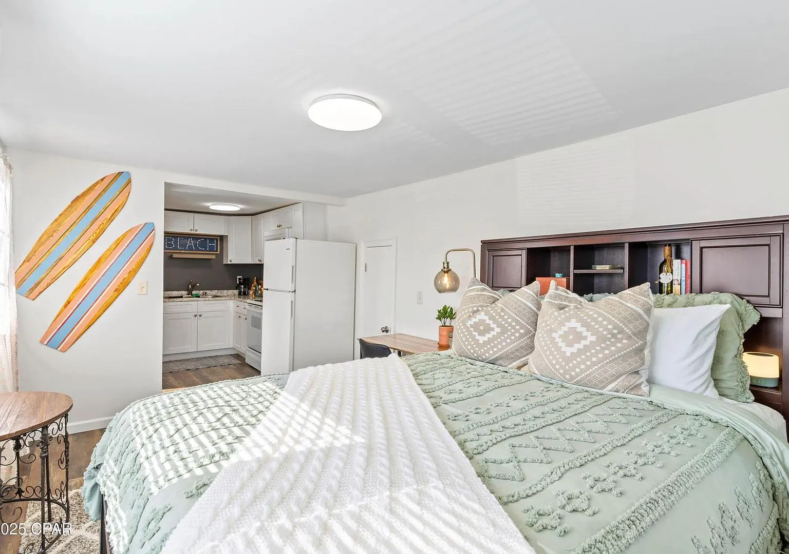 Fully Furnished Studio - All Utilities Included! — Photo 3