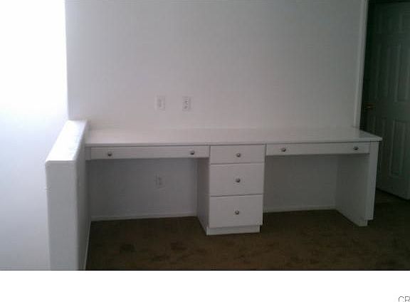 3rd image of 812 Overton Dr