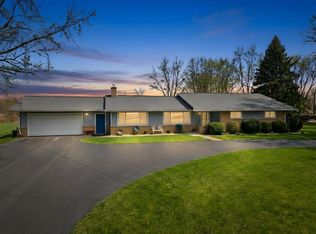 28007 Brickville Rd, Sycamore, IL 60178