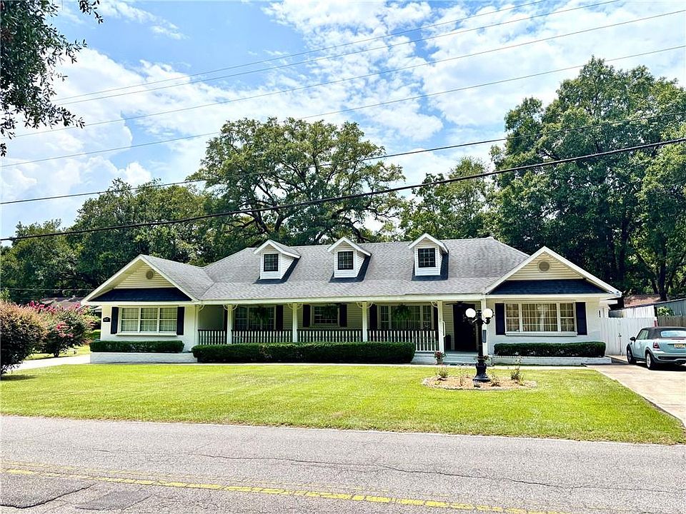 1st image of 927 Cleveland Rd
