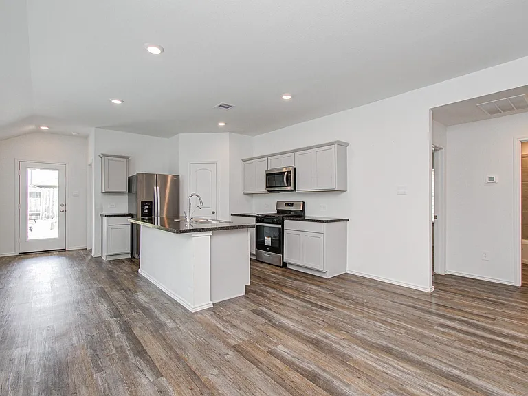 6111 Grove Of Pines St — Photo 12