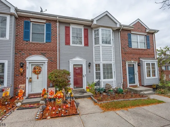 3 Martha Ct, Newark City, NJ 07103