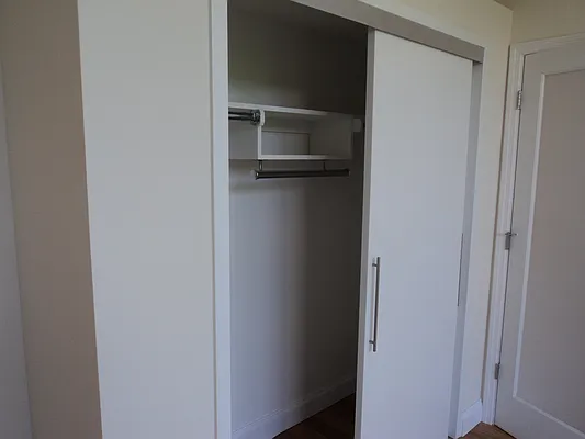 Rented by Sky Management | media 57