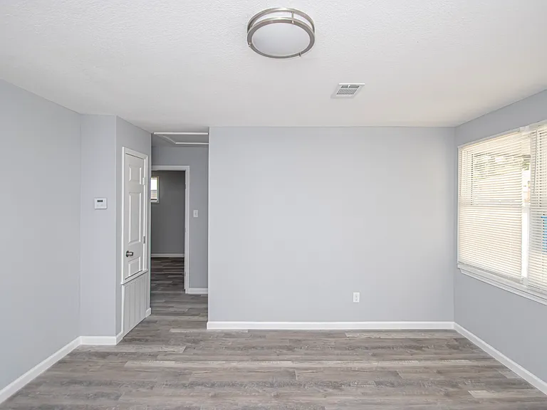35 Hiland Pl #A — Photo 8