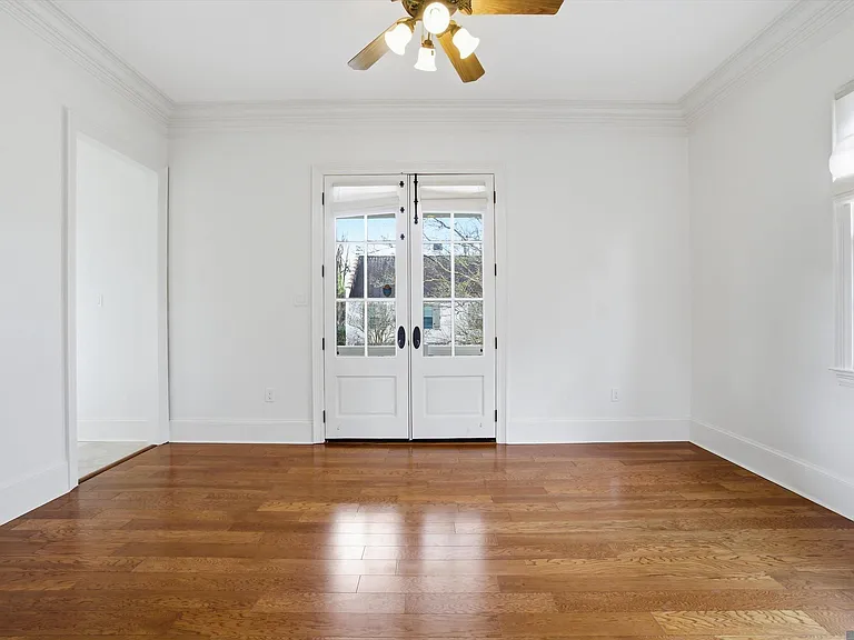 926 Crown Aly — Photo 29