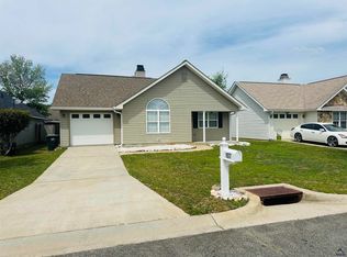 107 Eagles Landing Trl, Warner Robins, GA 31093