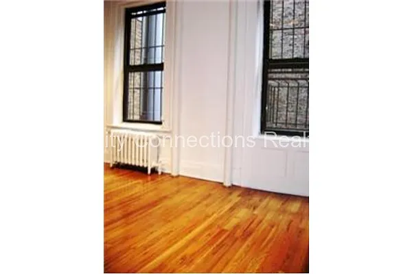 Rented by City Connections Realty | media 39