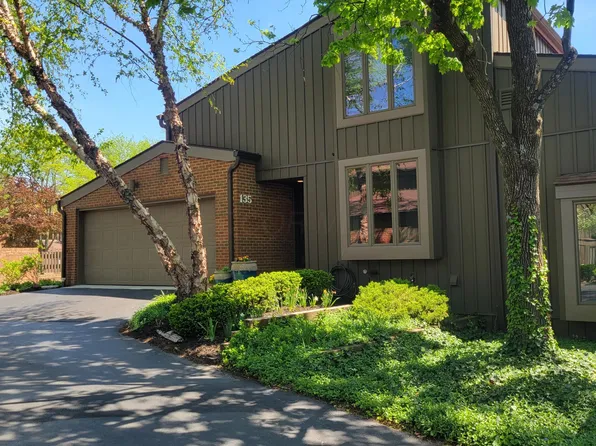 135 Glen Cir, Worthington, OH 43085