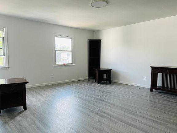 4th image of 243-03 73rd Ave #2