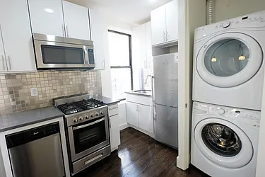 Rented by Ledvech Group