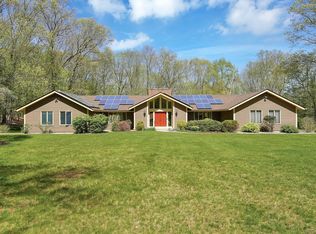 70 Davis Rd, Mansfield, CT 06268