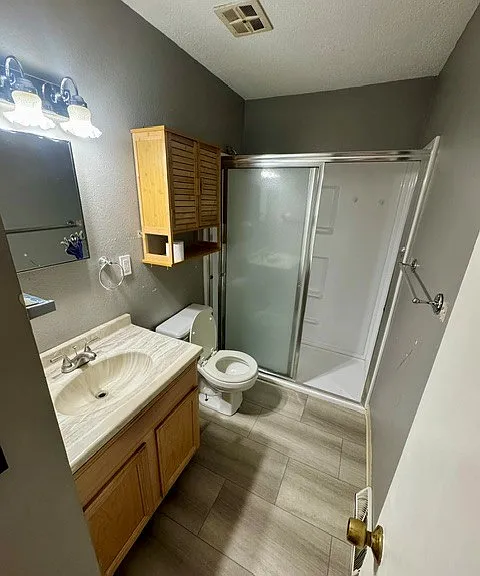1621 NW 4th St #2 — Photo 3