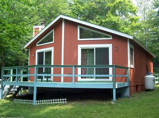 367 Thistle Ln, Gouldsboro, PA 18424