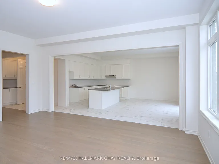 18 Hummingbird Grv — Photo 8
