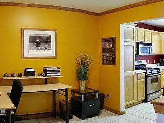 5th image of 51 Sunset Cove Cir