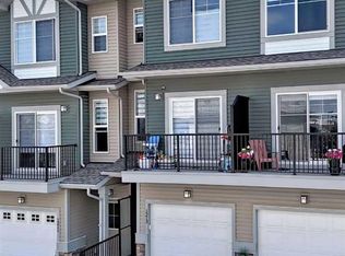 1213 N Sage Hill Grv NW, Calgary, AB T3R2A1