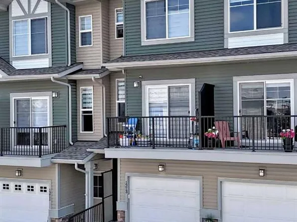 1213 N Sage Hill Grv NW, Calgary, AB T3R 2A1