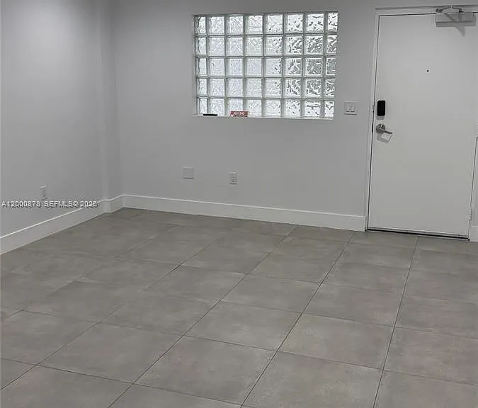 645 Palmetto Dr #12 — Photo 6