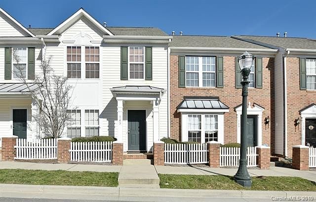 1st image of 745 Atherton Way