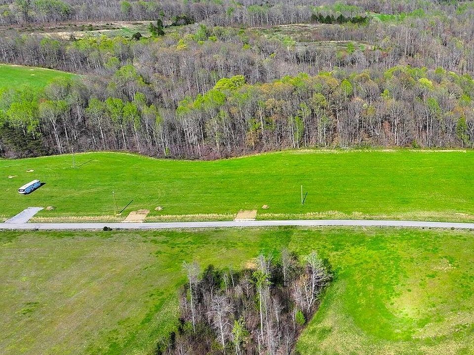 1st image of 3192 Parks Ridge Rd