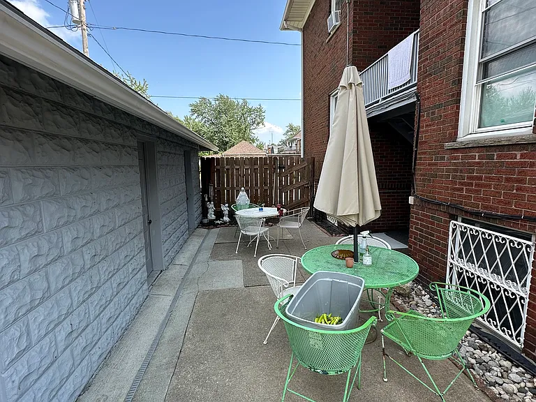 521 Platt St #1 — Photo 12