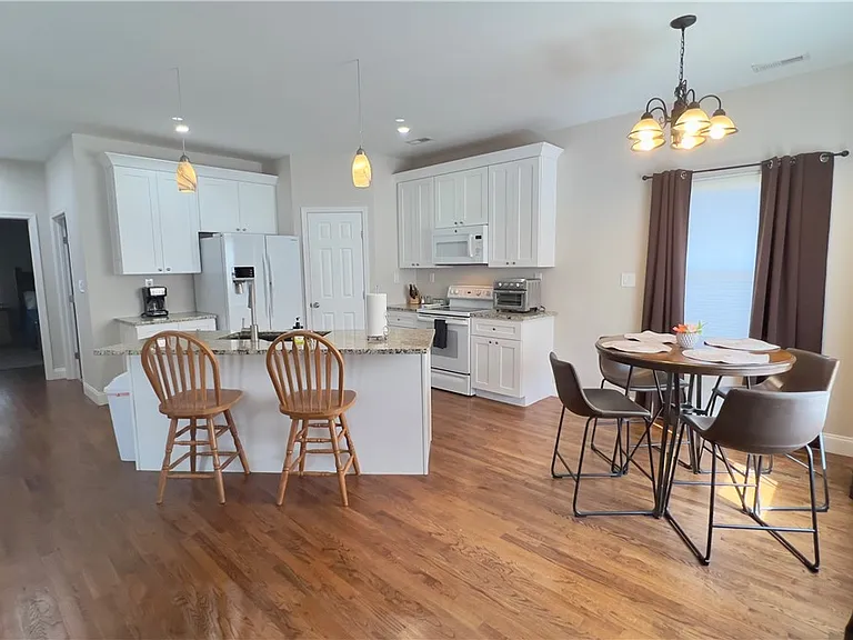 160 Hudgins Lake Rd — Photo 8