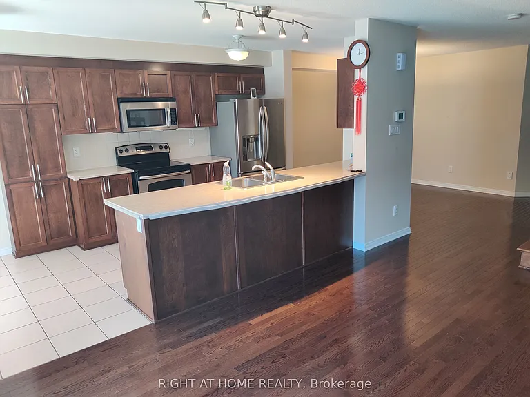1602 Westhall Way — Photo 16