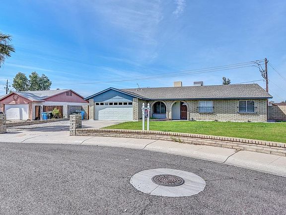 5th image of 12824 N 50th Ln