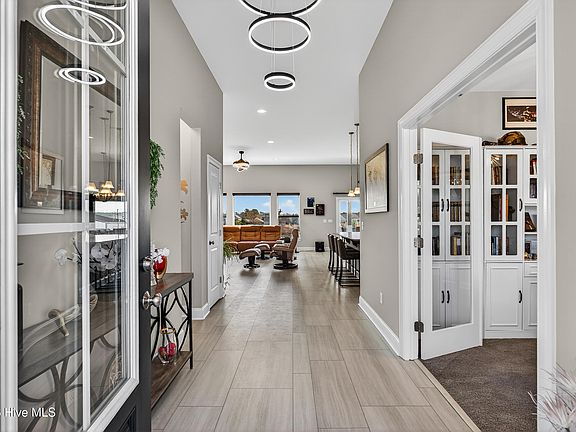 5th image of 308 Francktown Road