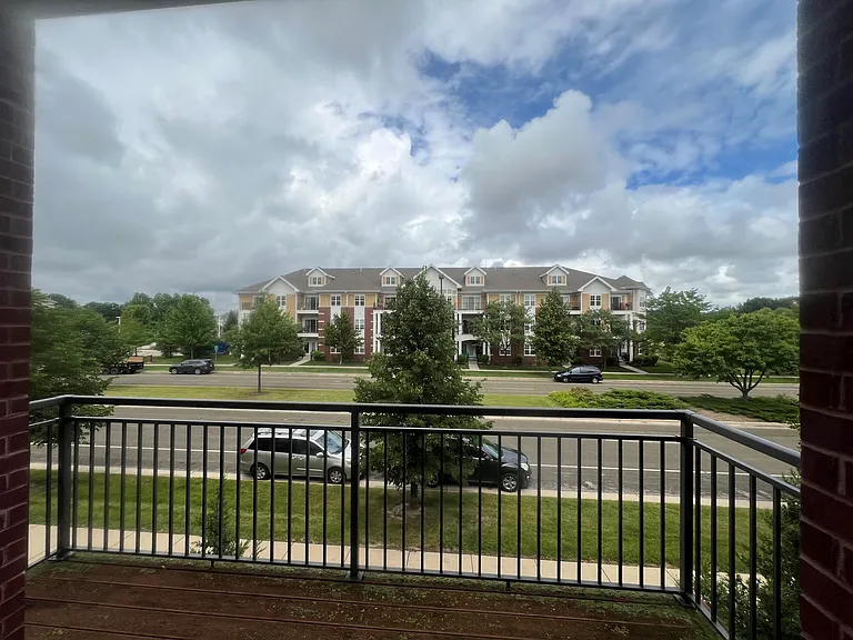 Van Buren Place — Photo 82