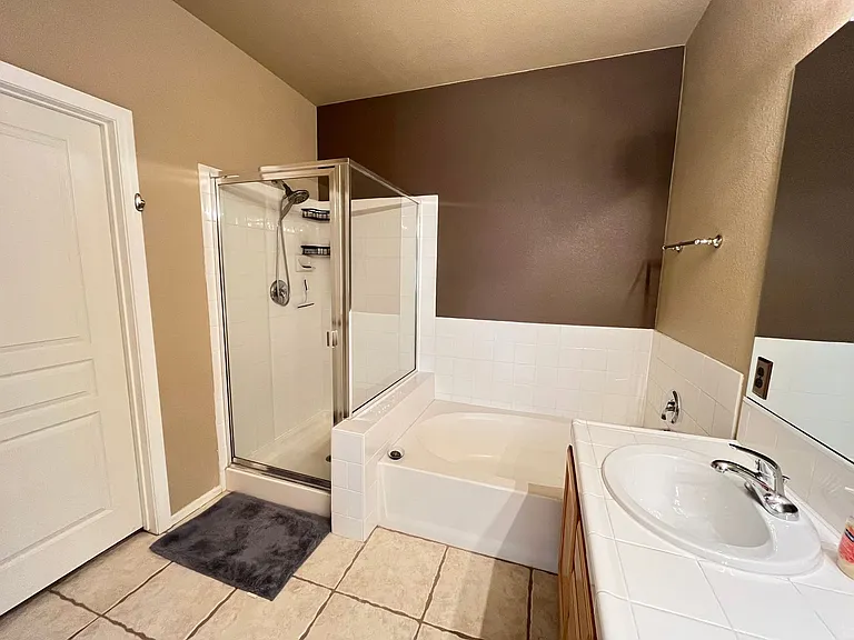 1000 Duckhorn Ct #101 — Photo 12