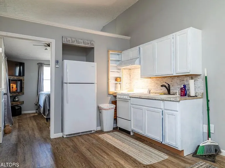 2516 Spring Place Rd SE #C — Photo 11