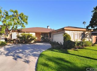 6052 Mary Ellen Ave, Van Nuys, CA 91401