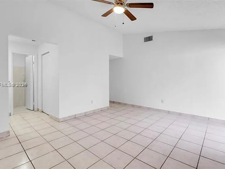 14780 SW 139th Ct — Photo 27